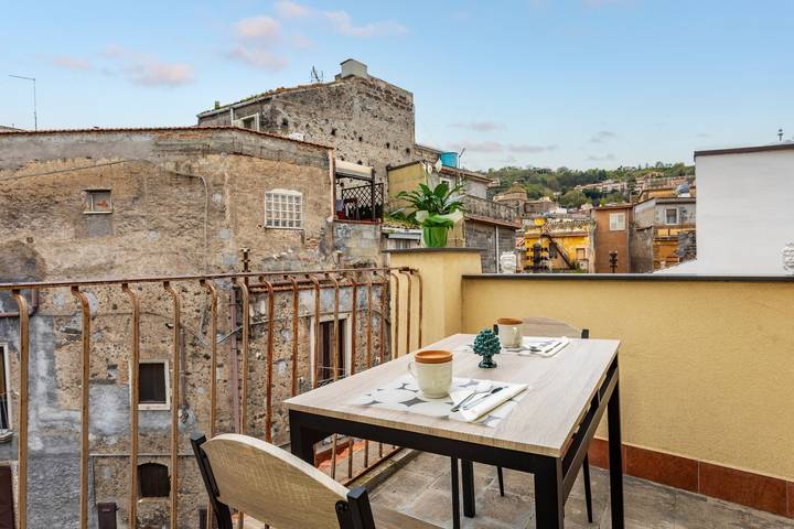 Camera 'Annunziata - Mandorla Bronte' con Terrazza privata, Wi-Fi e Aria condizionata in Bronte, Etna