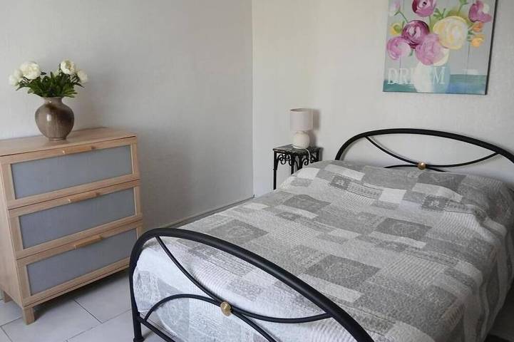 Location de vacances pour 4 personnes, avec terrasse et jardin à Pierrefeu-du-Var - 2