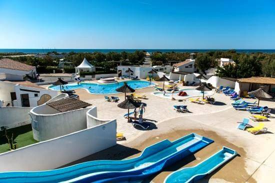 Camping pour 5 personnes, avec piscine et jacuzzi en Camargue - 2