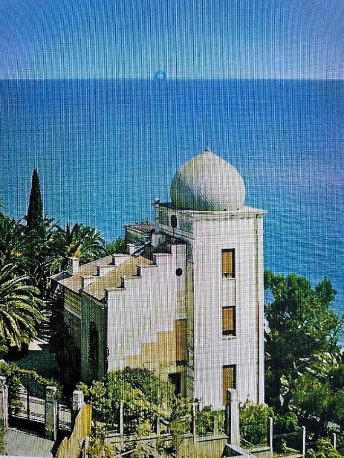 Villino Saraceno Rostain in Borgio Verezzi, Riviera di Ponente