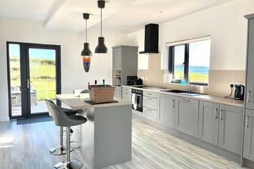 Gîte pour 7 personnes, avec jardin dans Donegal