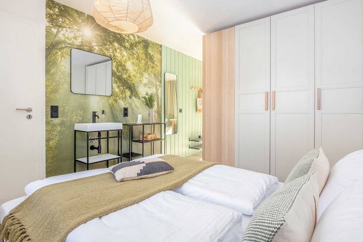 Ferienwohnung für 2 Personen, mit Terrasse und Garten sowie Ausblick in Benz - 3