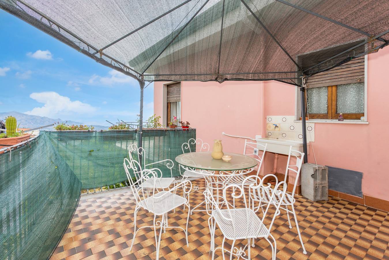 Appartamento intero, Appartamento 'Vecchio Forno - Puntalazzo' con Vista Mare, Wi-Fi e Aria Condizionata in Puntalazzo, Etna