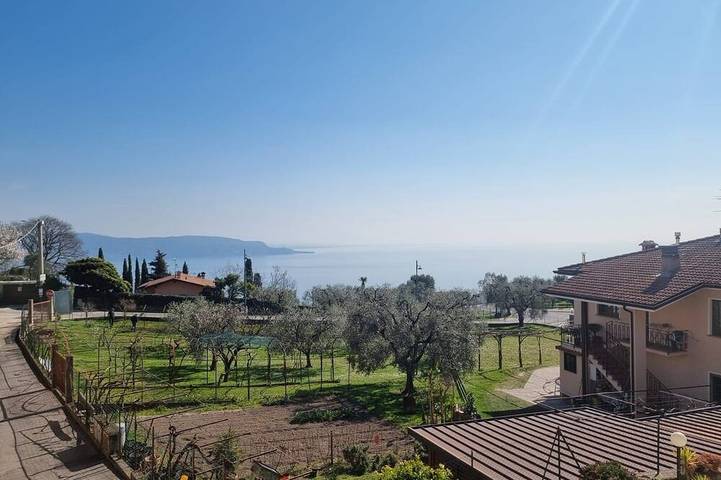 Agriturismo per 4 persone, con balcone, con animali domestici in Toscolano-Maderno