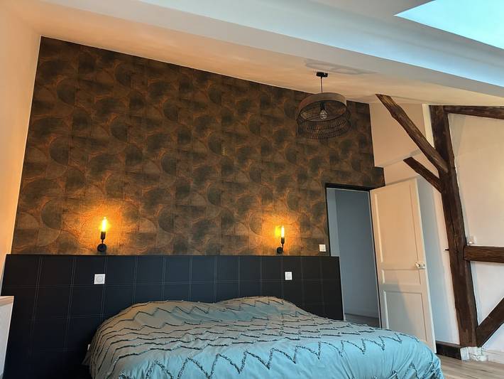 Gîte pour 8 personnes, avec jardin et terrasse dans Prix-lès-Mézières