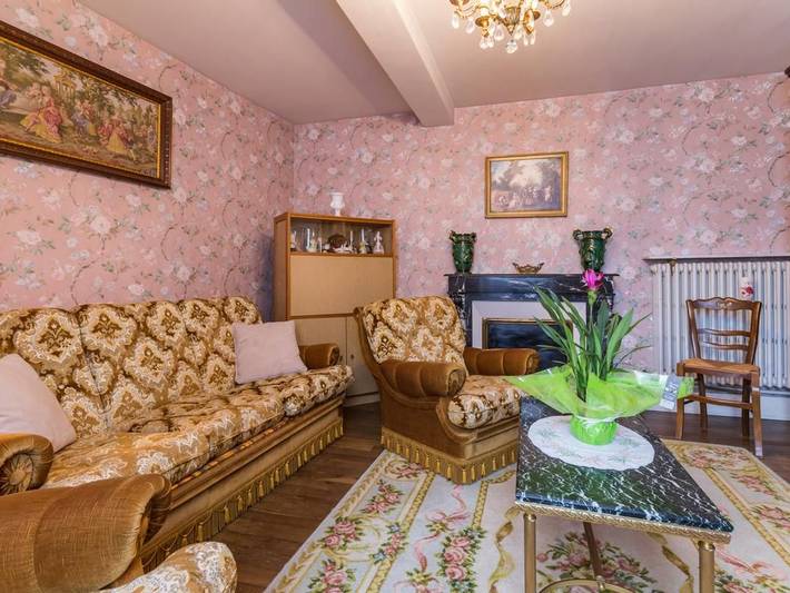 Charming standalone cottage near Tanlay Castle in Tanlay, Avallon region