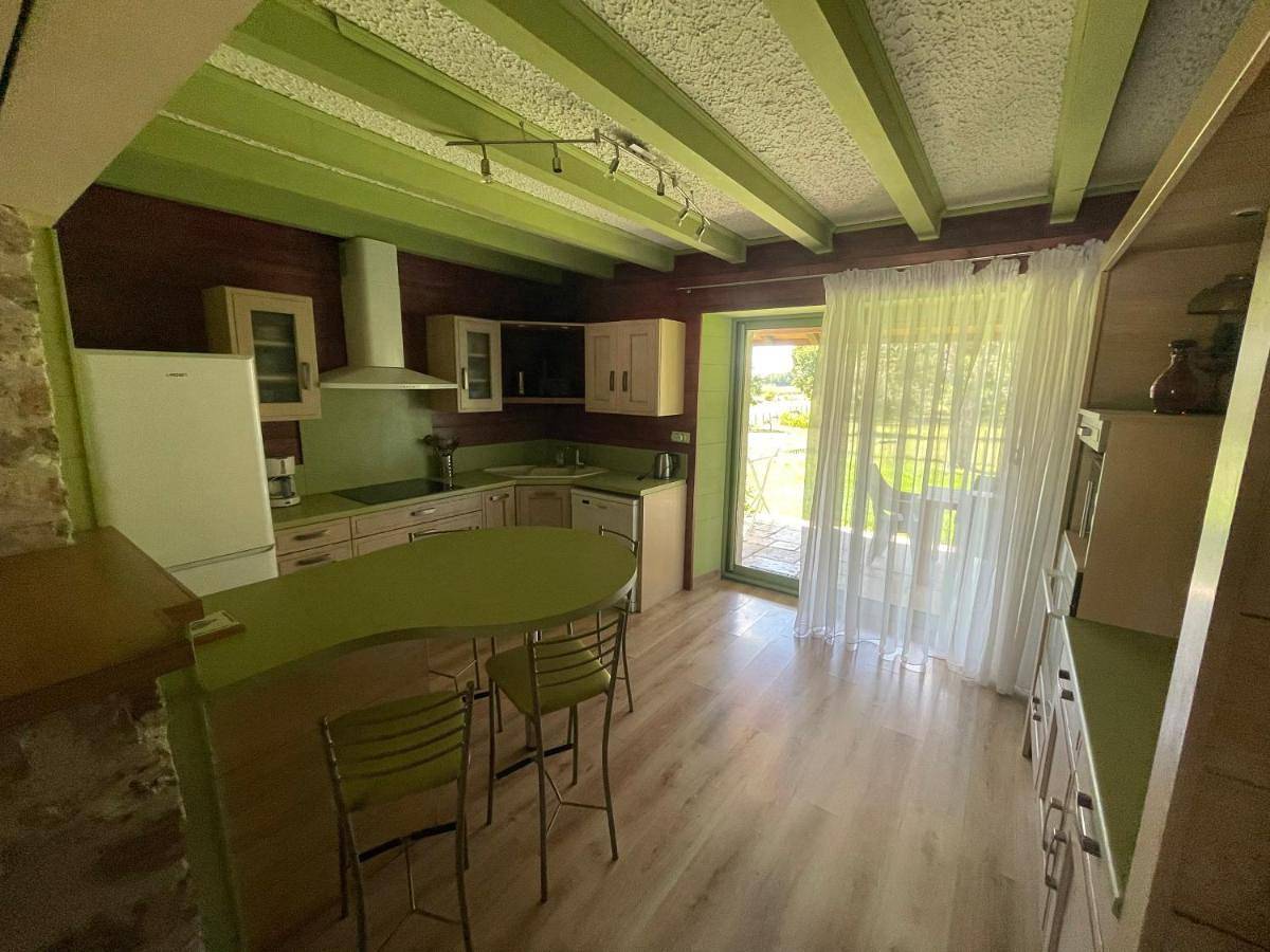 Five-Bedroom House in Chamblay, Jura