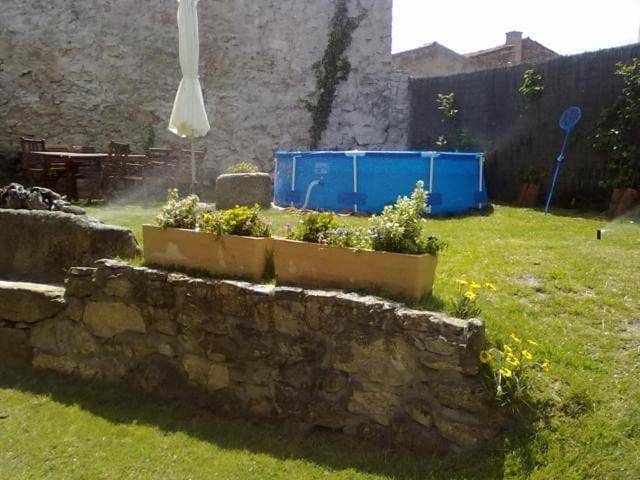 Casa de vacaciones para 8 personas, con Balcón y Terraza además de Jardín y Piscina en la Sierra de Béjar - 2