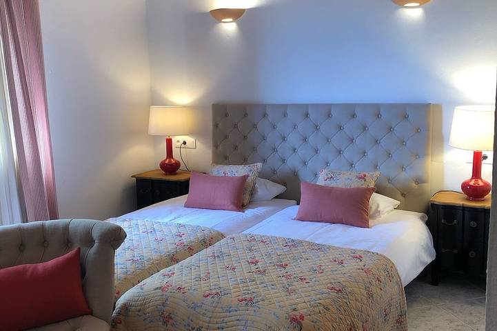 Santueri Et 2941, maravillosa y tranquila finca piscina privada y jardín. 4pax in Felanitx, Mallorca Sur