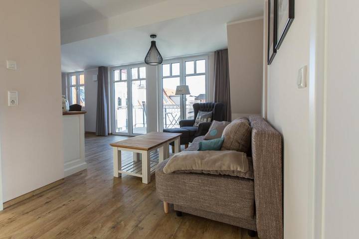 Ferienwohnung für 3 Personen, mit Sauna und Balkon in Kühlungsborn - 2