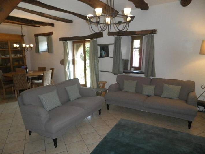 Location de vacances pour 8 personnes, avec piscine et jardin, adapté aux familles à Laniscat - 3