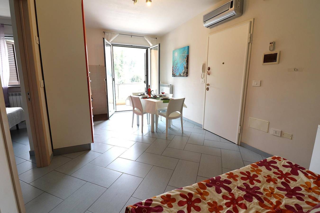 Appartamento intero, Appartamento per vacanze "Claudia" con aria condizionata e balcone in Otranto, Otranto e dintorni