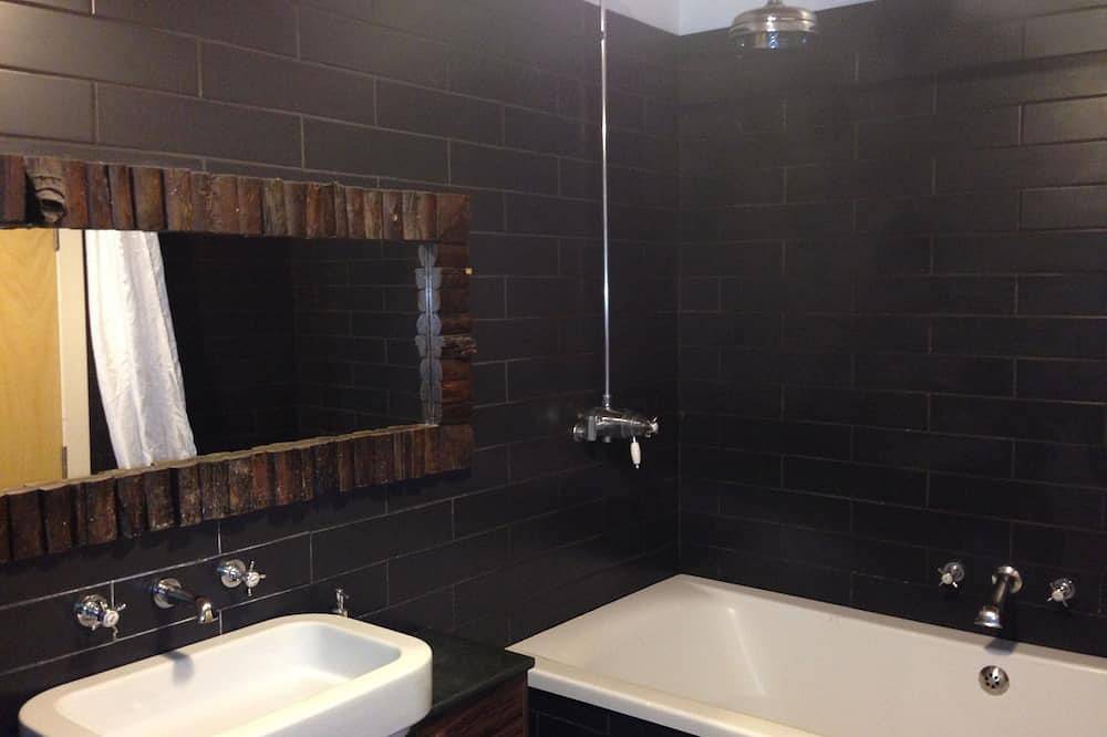 Ganze Wohnung, Luxus-Loft-Wohnung am Fluss Clyde in Inverclyde