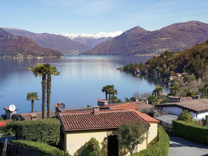 Ferienwohnung für 2 Personen, mit Seeblick und Pool sowie Garten in Brezzo di Bedero - 4