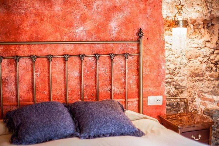 Alte restaurierte Mühle mit 2 Schlafzimmern und beheiztem Gemeinschaftspool in Riudaura, Garrotxa