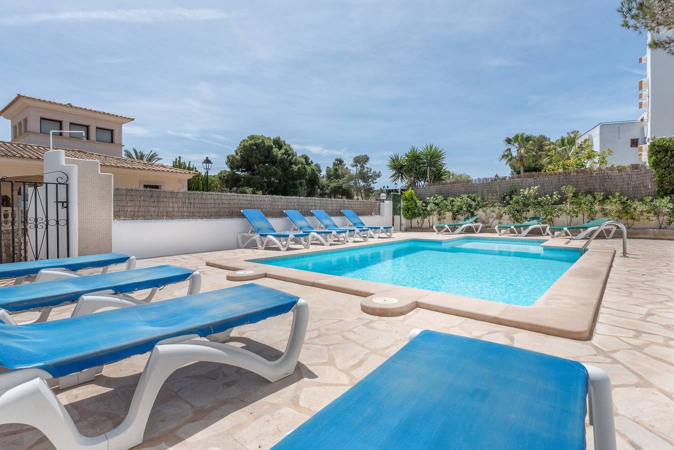 Appartement entier, Appartement climatisé avec piscine, Wi-Fi, balcon et proche de la plage in Cala Serena, Felanitx