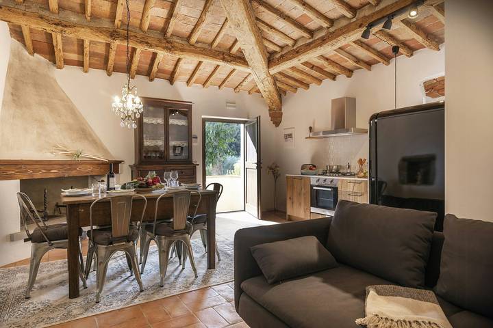 Geheel appartement, Historisch appartement in de heuvels van San Gimignano in Pancole, San Gimignano