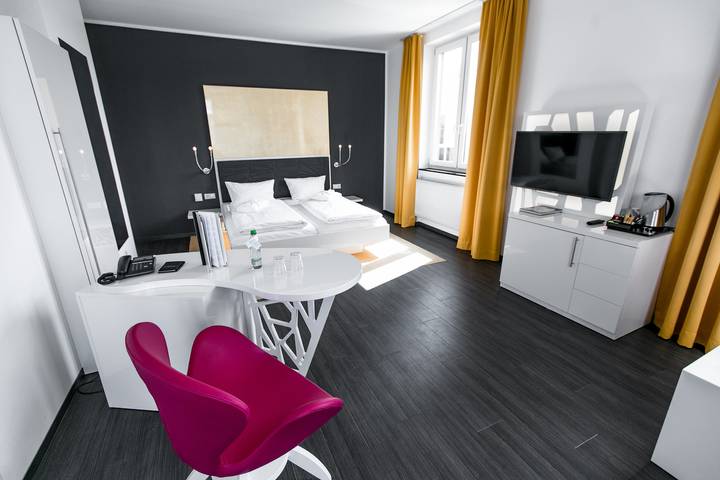 Hotel Sinsheim - Twinbett Zimmer in Sinsheim, Kraichgau