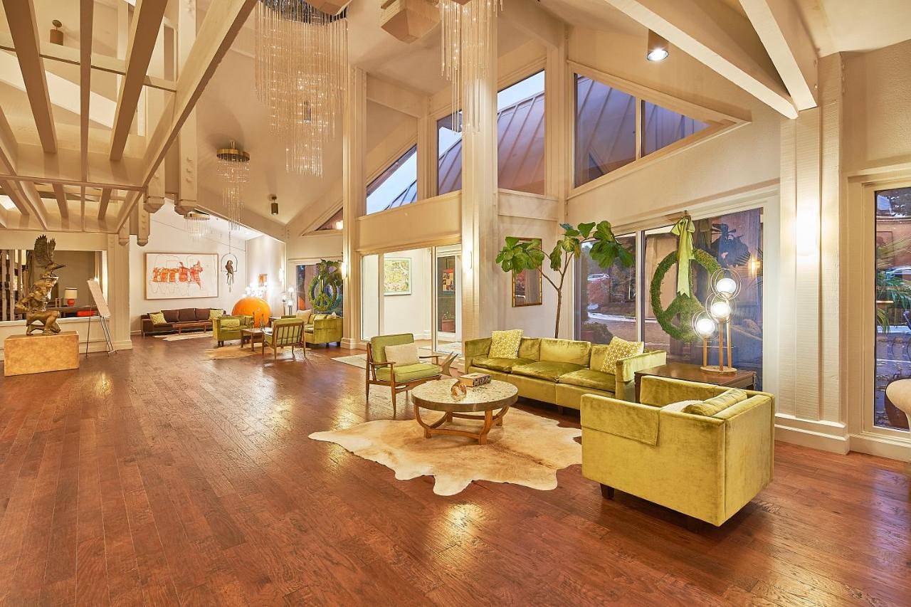 Ashland Hills Hotel & Suites in Ashland, Oregon