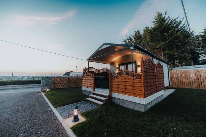 Camping for 2 people, with hot tub and garden in Northern Ireland