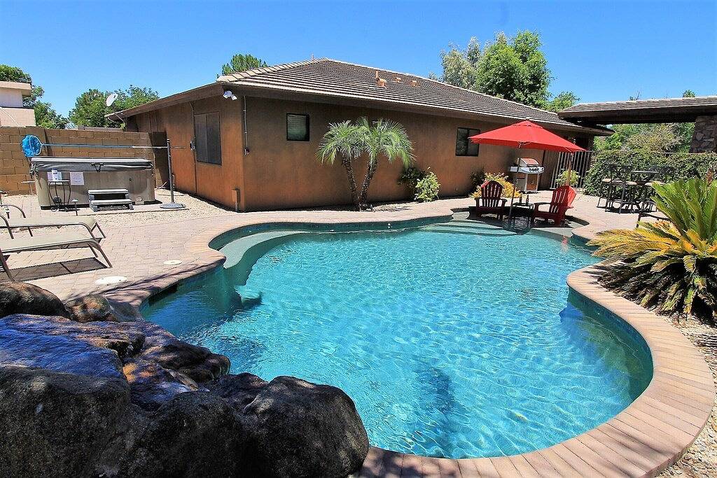 Ruhiges Luxushaus: Pool / Spa, Nahe Einkaufen, Feines Essen, Golf, Schlafen 8 in Gilbert, Maricopa County