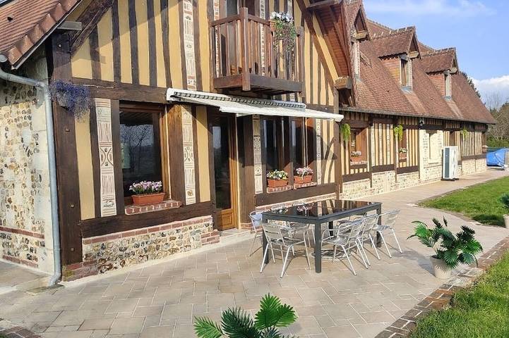 Location de vacances pour 14 personnes, avec jardin, animaux acceptés à Le Bois-Hellain