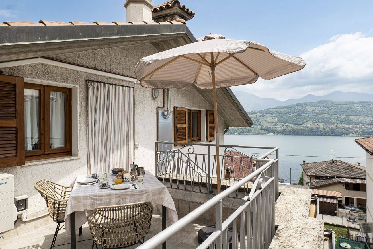 Ganze Wohnung, Enjoyiseolake - Gioia del Verde in Tavernola Bergamasca, Gemeinde Tavernola Bergamasca