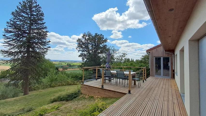 Location de vacances pour 6 personnes, avec Terrasse ainsi que Jardin et Vue à Méteren