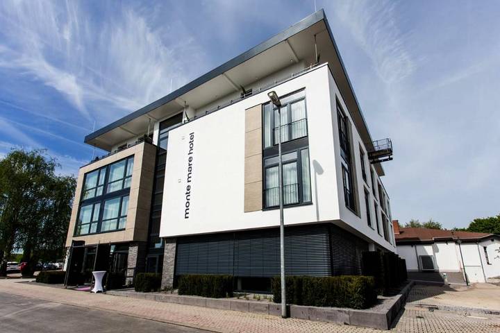 Hotel für 2 Personen, mit Whirlpool und Sauna in Andernach
