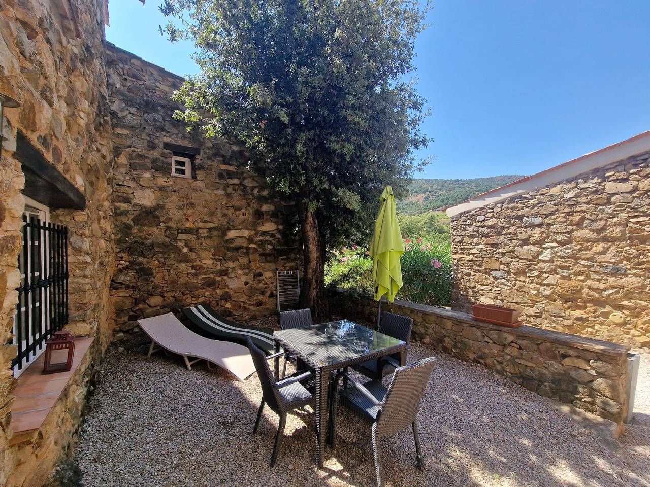 Studio entier, Hameau des Claudins studio Gassine #8 in Le Plan-de-la-Tour, Côte méditerranéenne (France)