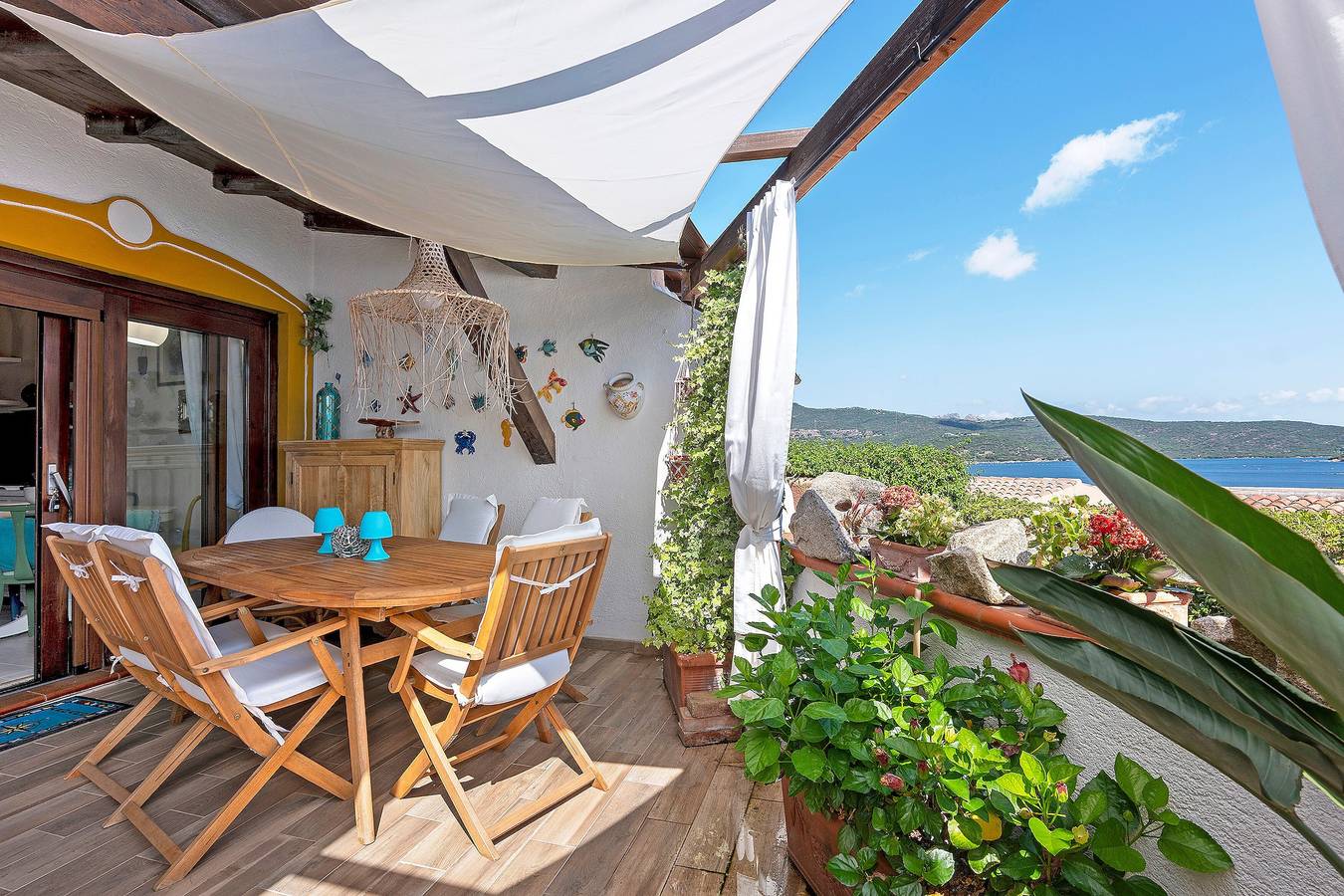 Appartamento intero, Appartamento 'Casa Sterlizia' con Vista Mare, Wi-Fi e Aria Condizionata in Porto Rotondo, Olbia