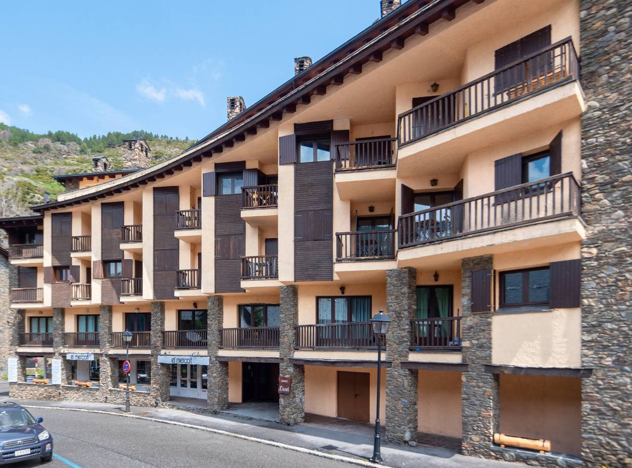 Appartement entier, 2 Bedroom apart. with views. 6+2. El Tarter. Avet in El Tarter, Grandvalira