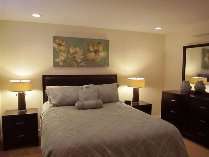 Vacation rental for 20 people, with yard in Seattle