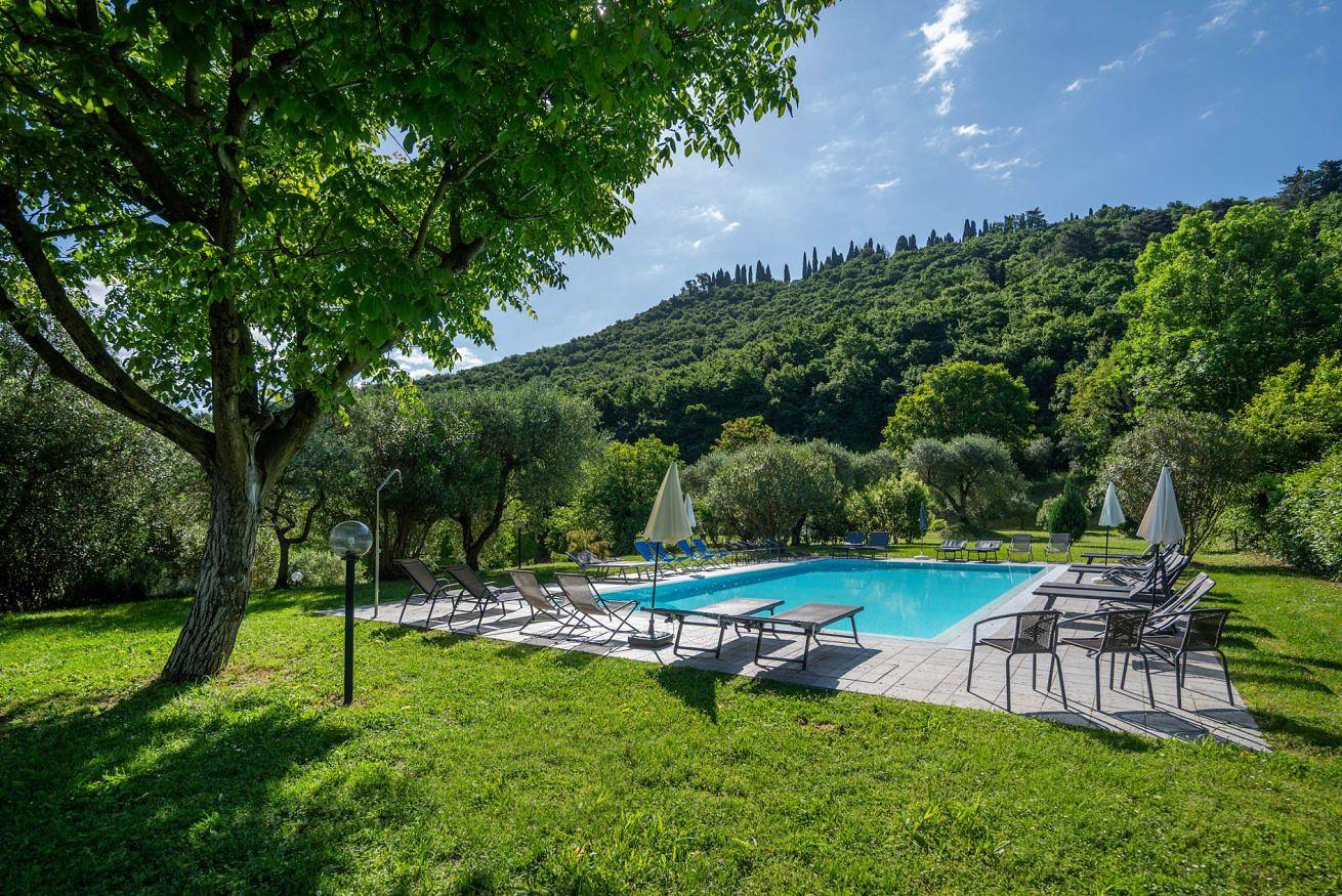 Apartamento entero, Cottage Capre in Garda, Montañas Garda