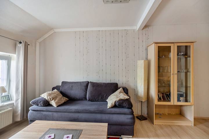 Entire apartment, Holiday Apartment "Günthers Friesenstube" with Shared Garden in Jade, Wesermarsch
