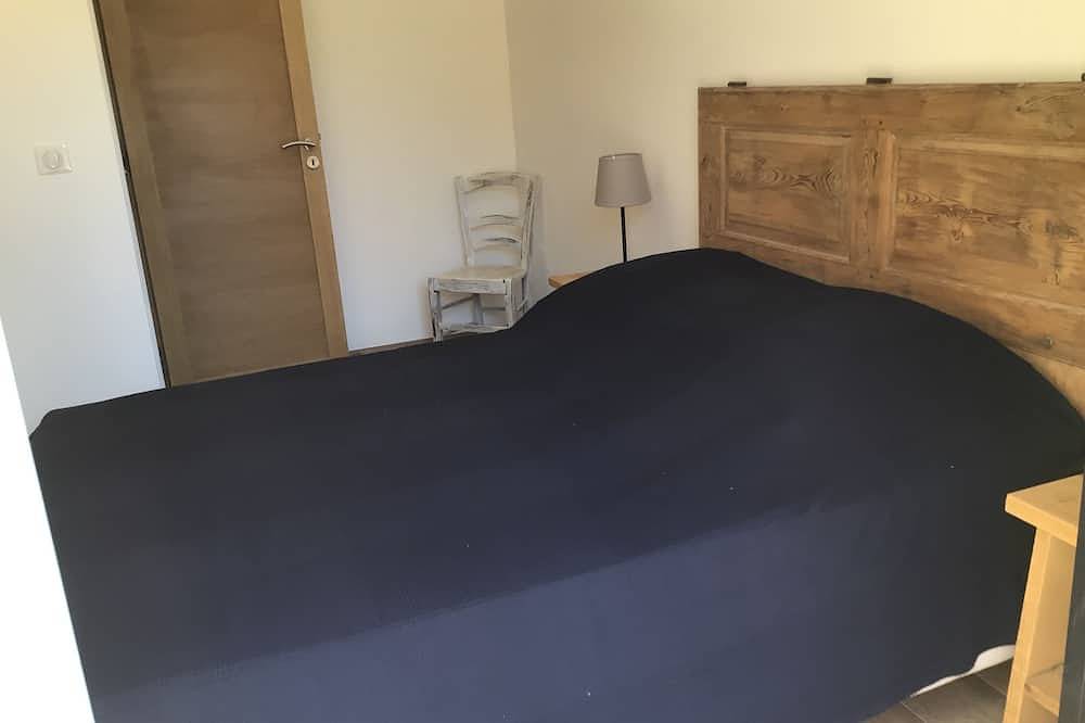 Villa Neuve à 900 m de la Plage de Lozari in Losari, Belgodere