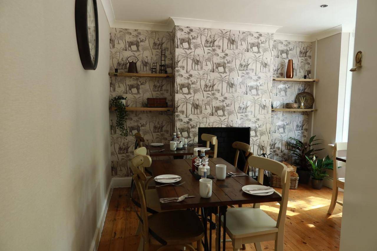 Avonlea Guest House in Banbury, Oxfordshire