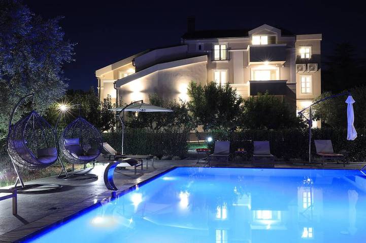 Ferienhaus für 12 Personen, mit Garten