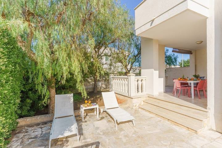 Casa de vacaciones para 6 personas, con balcón además de vistas y jardín - 1
