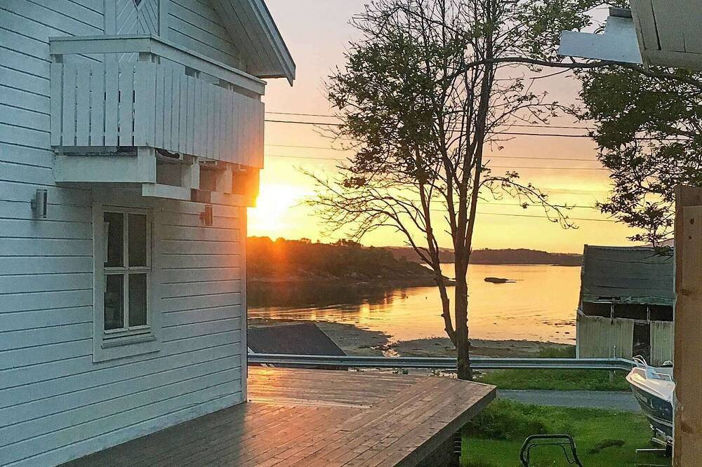 6 Personen Ferienhaus in Bjarkøy in Harstad