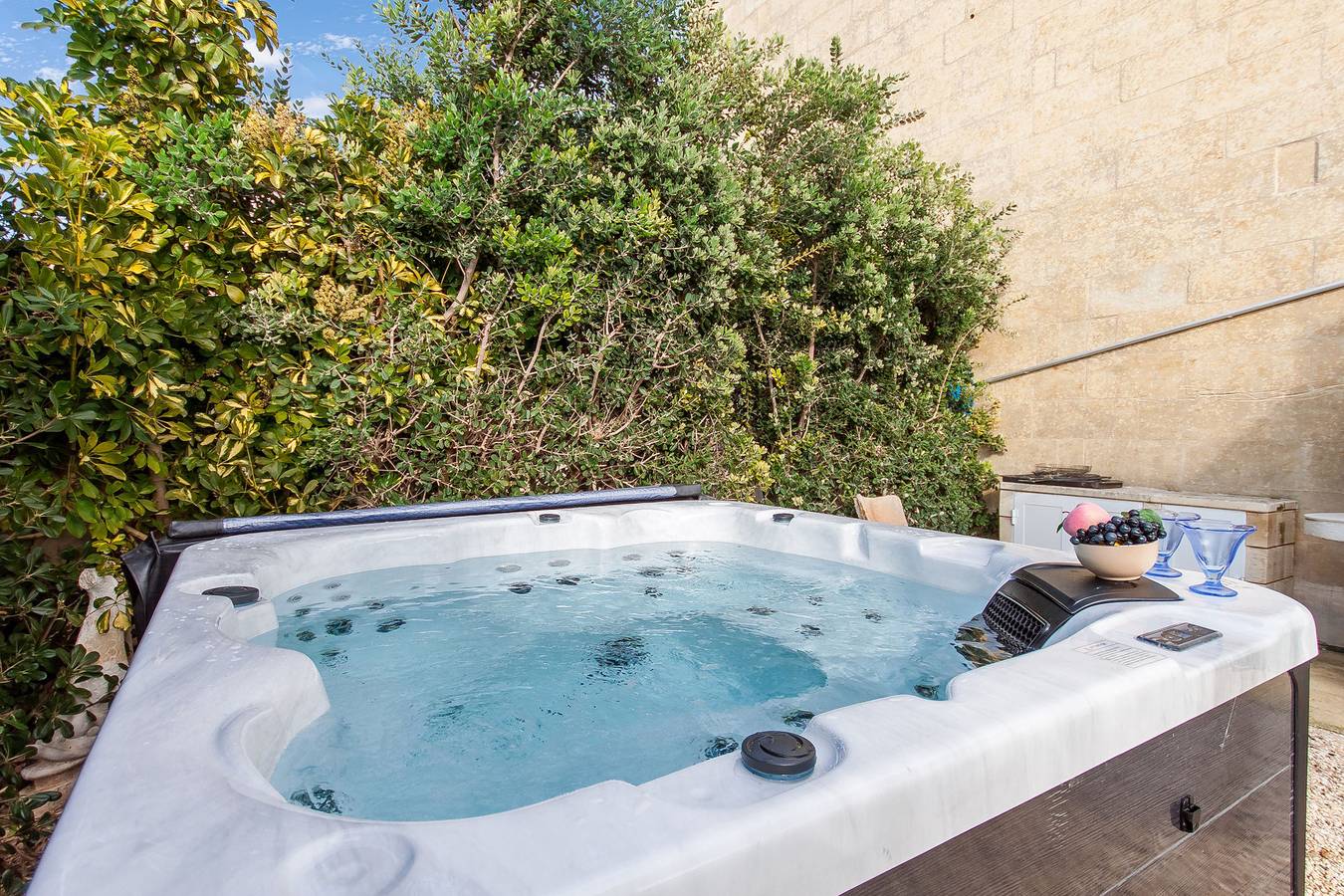 Twilight Gozitan Farmhouse With Pool in Ghasri, Gozo