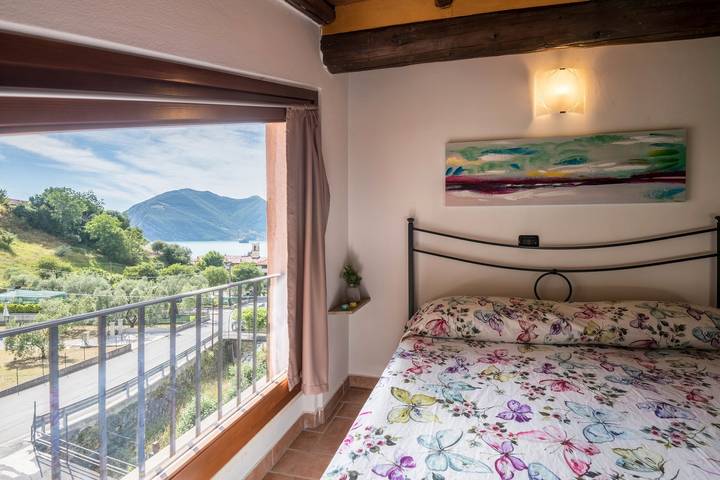 Apartamento de vacaciones para 4 personas, con jacuzzi y jardín - 1