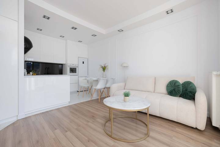 Apartament wakacyjny dla 4 osób, z ogród w Wilanów