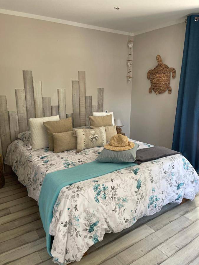 Maison d’hôte pour 2 personnes, avec vue et sauna ainsi que piscine et terrasse dans Parc national de Port-Cros - 4