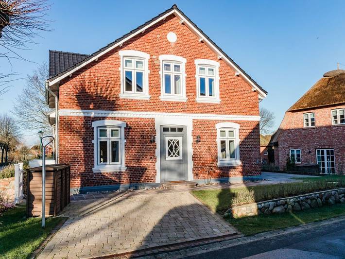 Lokelk Lunhüs Hausteil 2 - "Traumhafte Ferienunterkunft in Oevenum: Entspannung und Abenteuer warten!" in Nordfriesische Inseln (Schleswig-Holstein) (Schleswig-Holstein), Oevenum