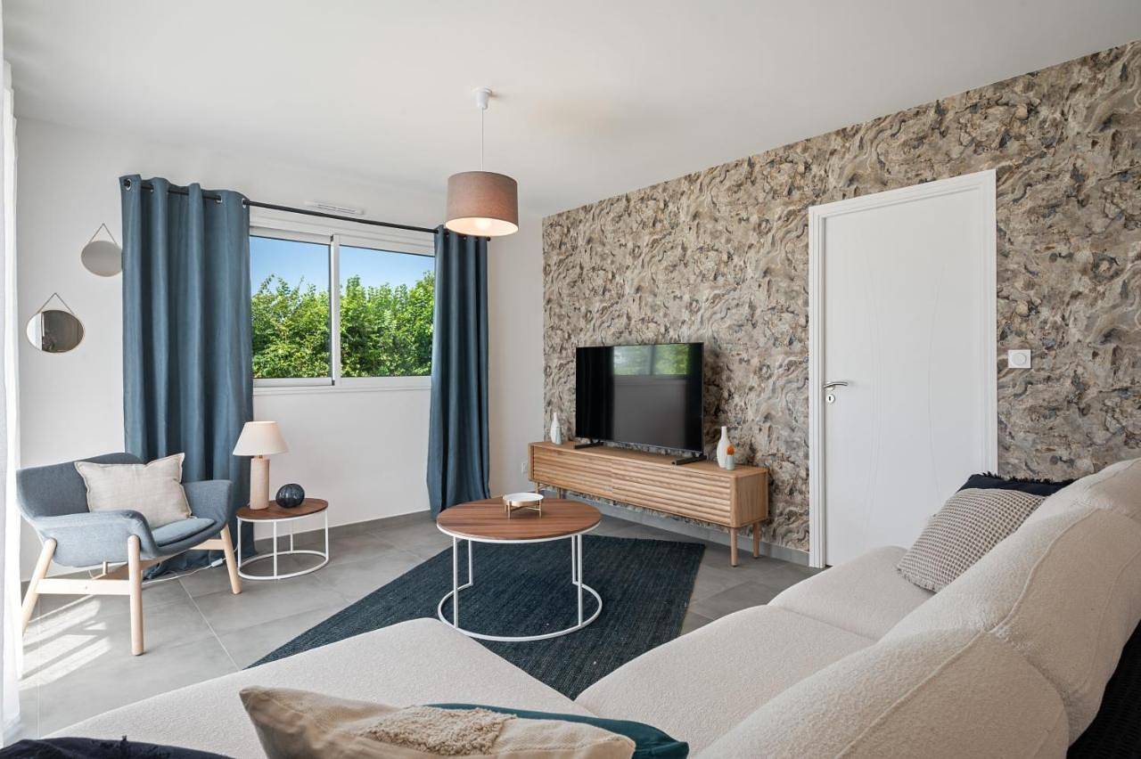 Five-Bedroom House in Montigny, Région de Rouen