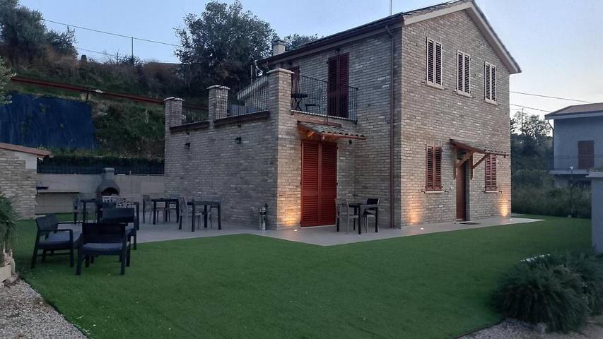 B&b per 2 persone, con giardino e balcone nonché panorama in Monteprandone