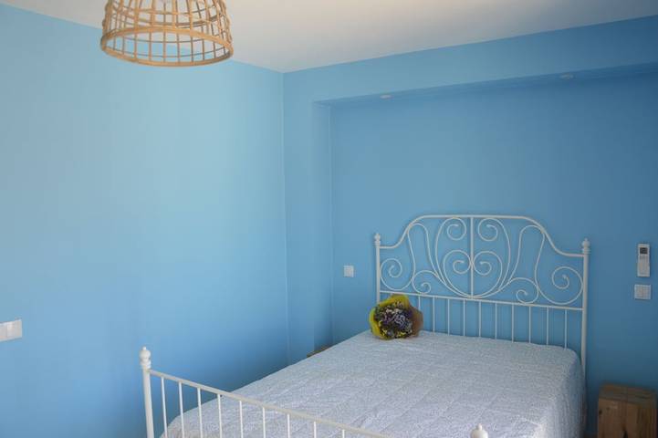 Seaview Townhouse by the riverside in the centre of Alvor (with terrace) in Alvor, Faro District
