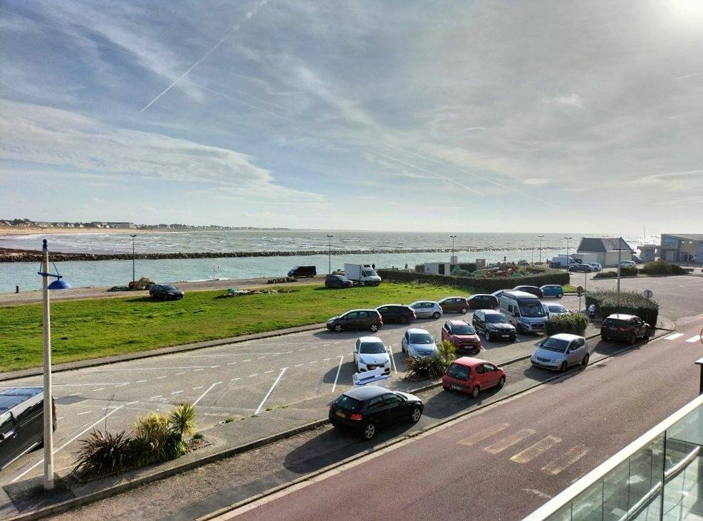 Appartement tout confort vue exceptionnelle sur port & mer in Barneville-Carteret, Côte de la Déroute