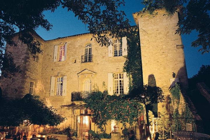 Hôtel pour 2 personnes, avec Terrasse et Jacuzzi ainsi que Jardin et Piscine